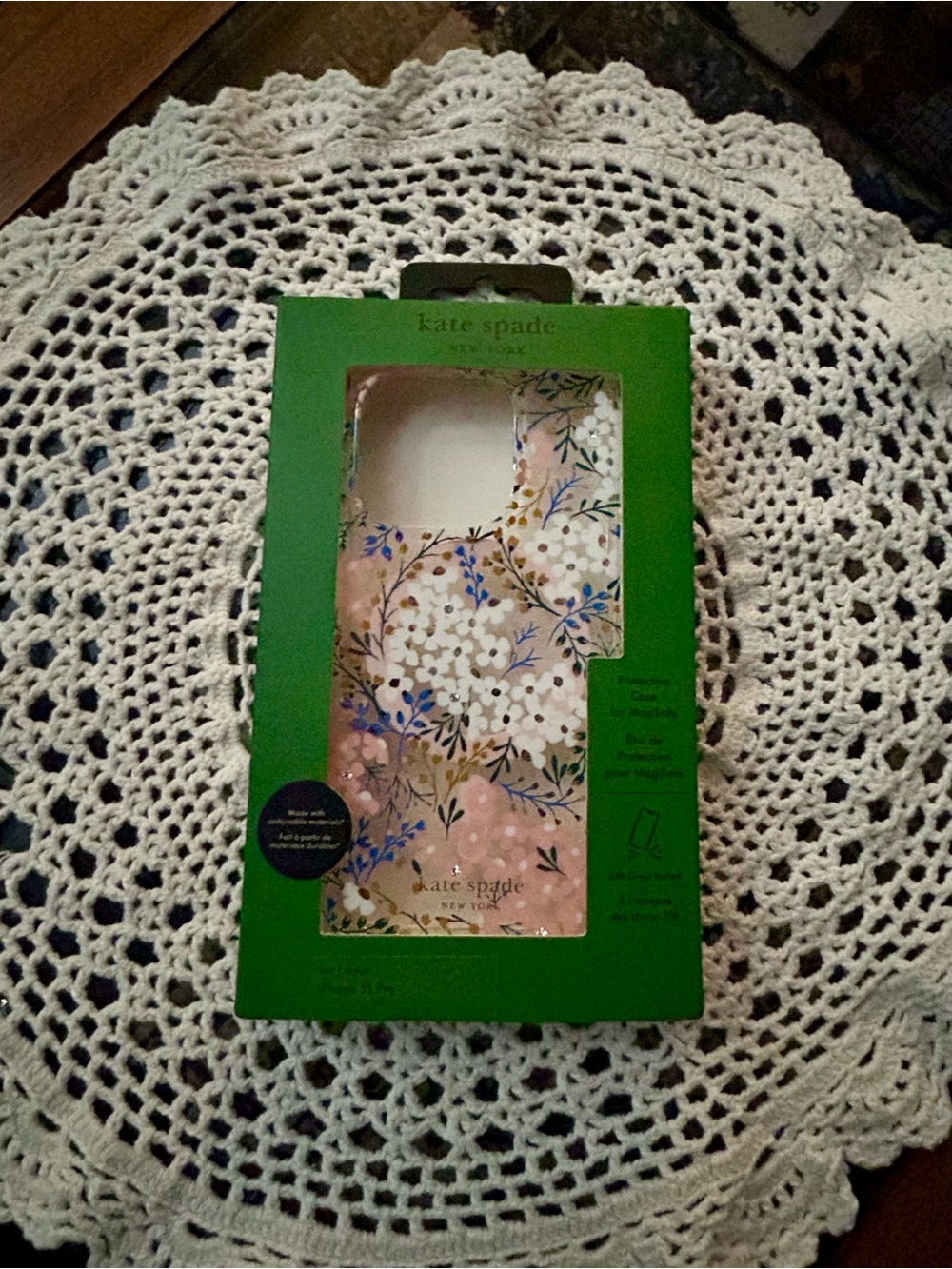 Kate Spade New York iPhone 15 Pro MagSafe Case